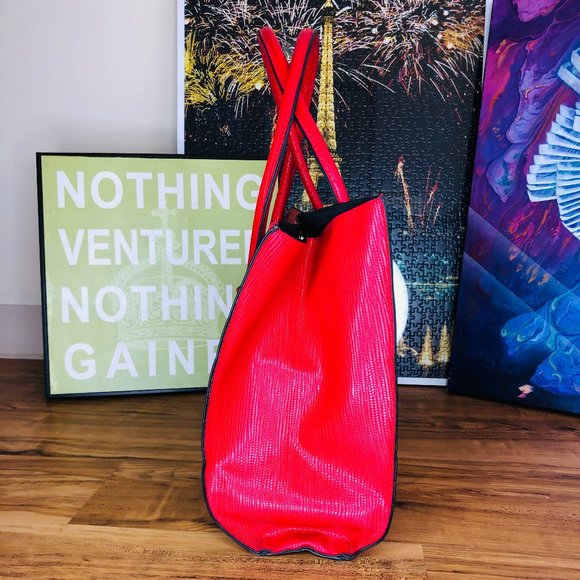 Elizabeth Arden Large Red Tote NWOT - Picture 8 of 11